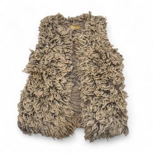 Women's Shaggy Faux Fur Vest - Tan
